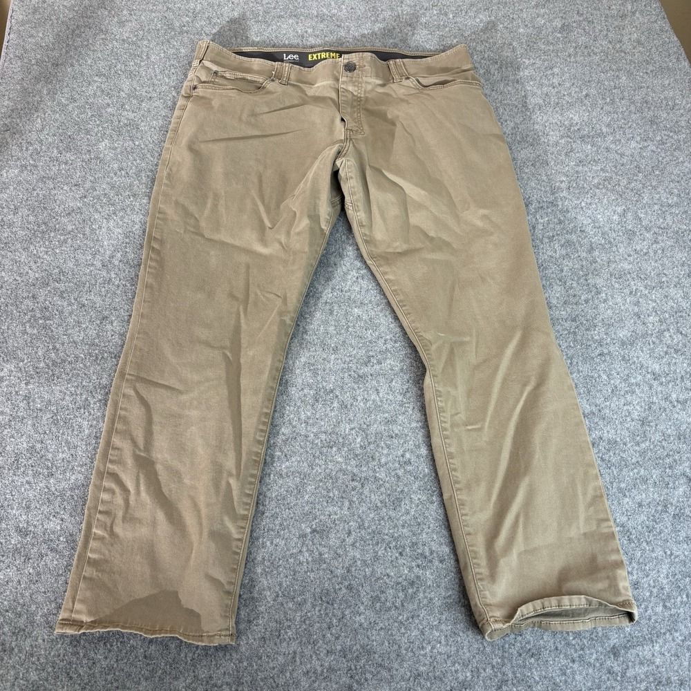 Lee Pants Extreme Motion Khaki Mens 40x30 (Fits 40x28) Straight Fit Stretch Tan